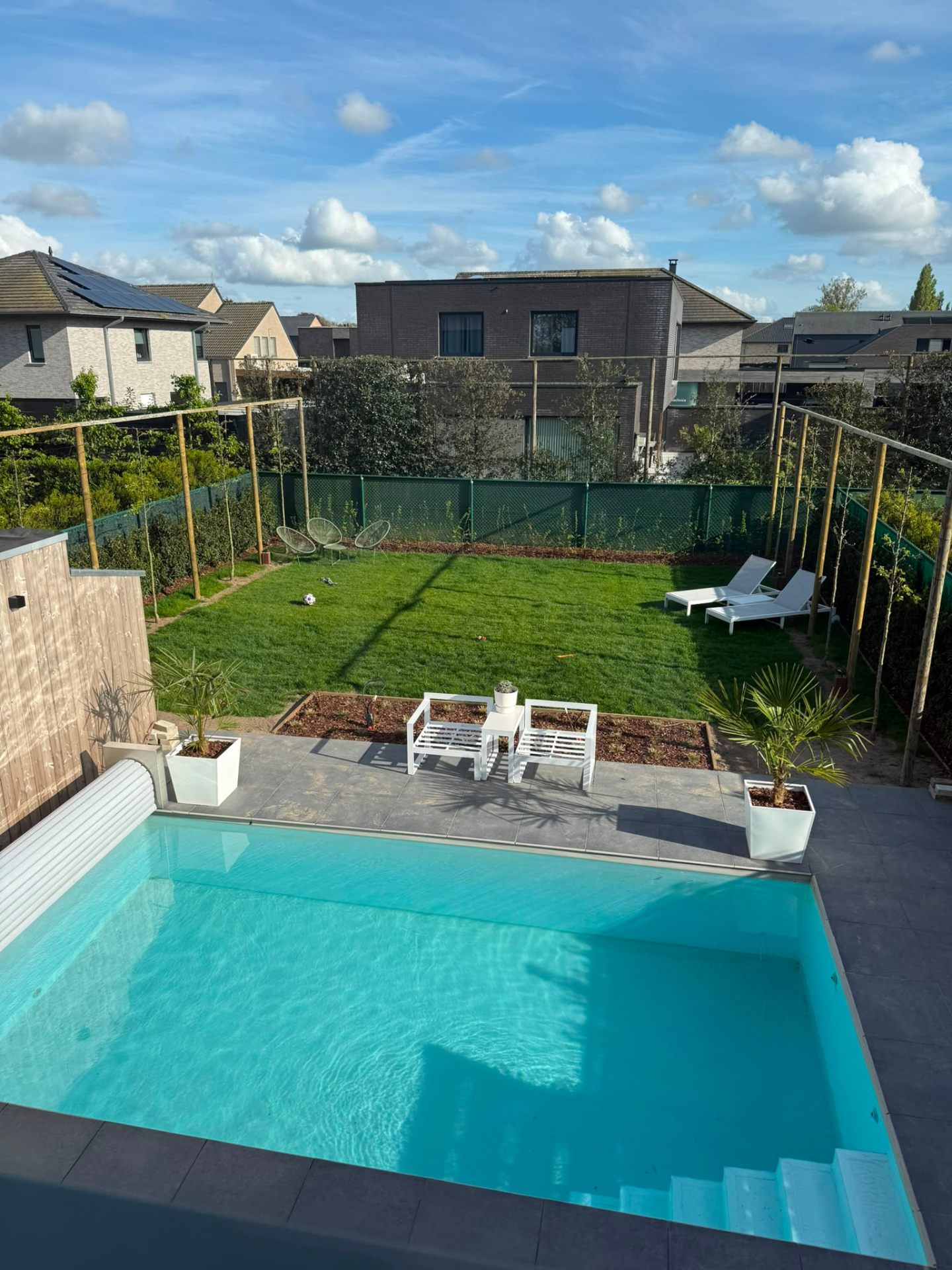HOB Gistel - 6x3m zwembad in aangelegde tuin